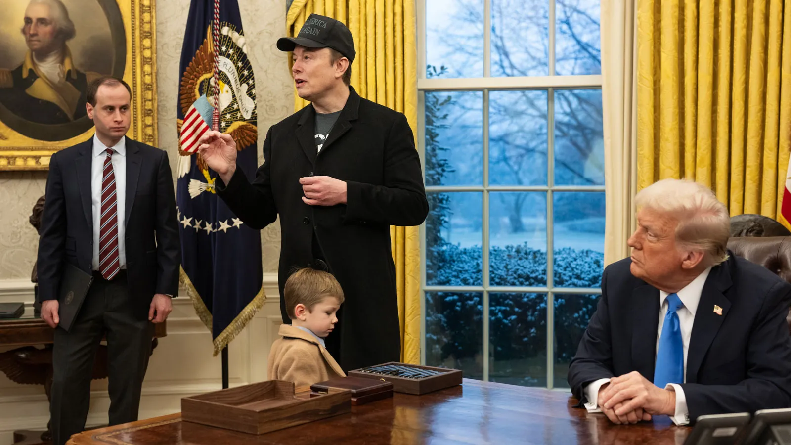 Elon Musk, his son and President Donald Trump