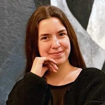 photo of Ella Bayi
